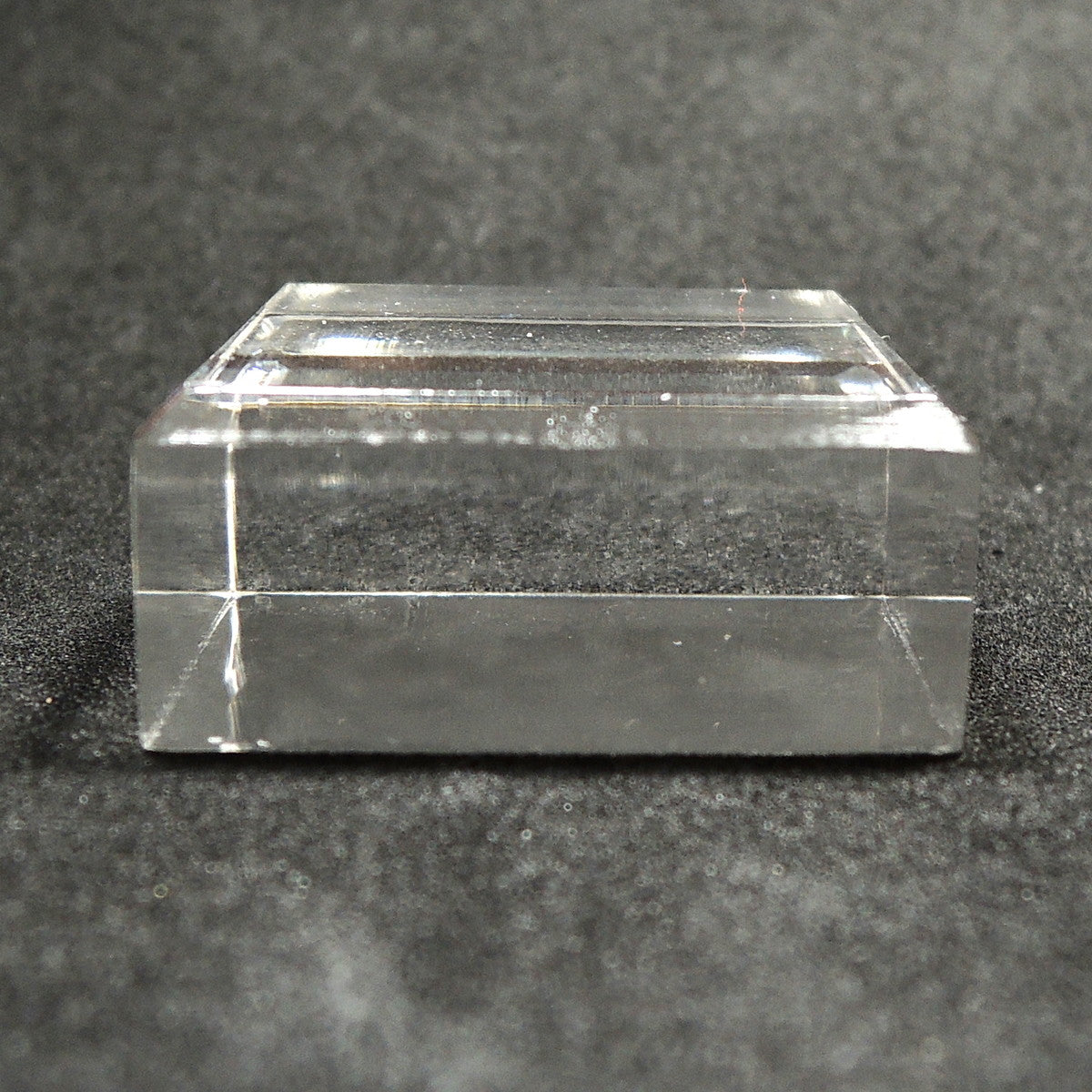 アクリルベース 約3cm 面取り スクエア アクリルブロック アクリル鉱物用台座
