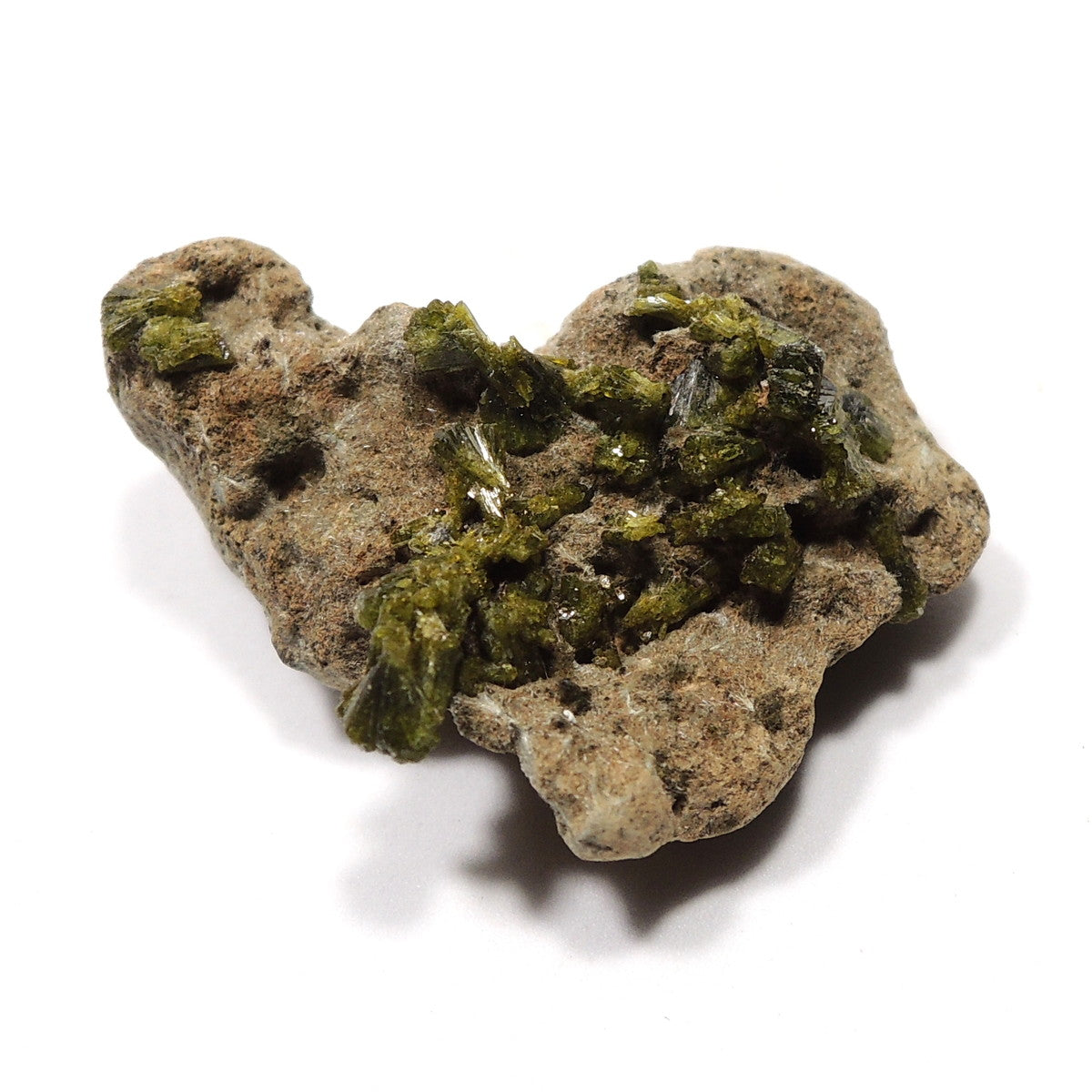 エピドート 原石 緑簾石 モロッコ産