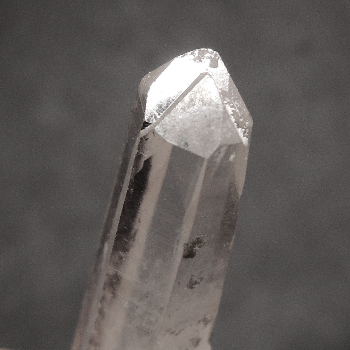 乙女水晶 原石 乙女鉱山 国産水晶 国産クォーツ 乙女鉱山水晶 山梨県産