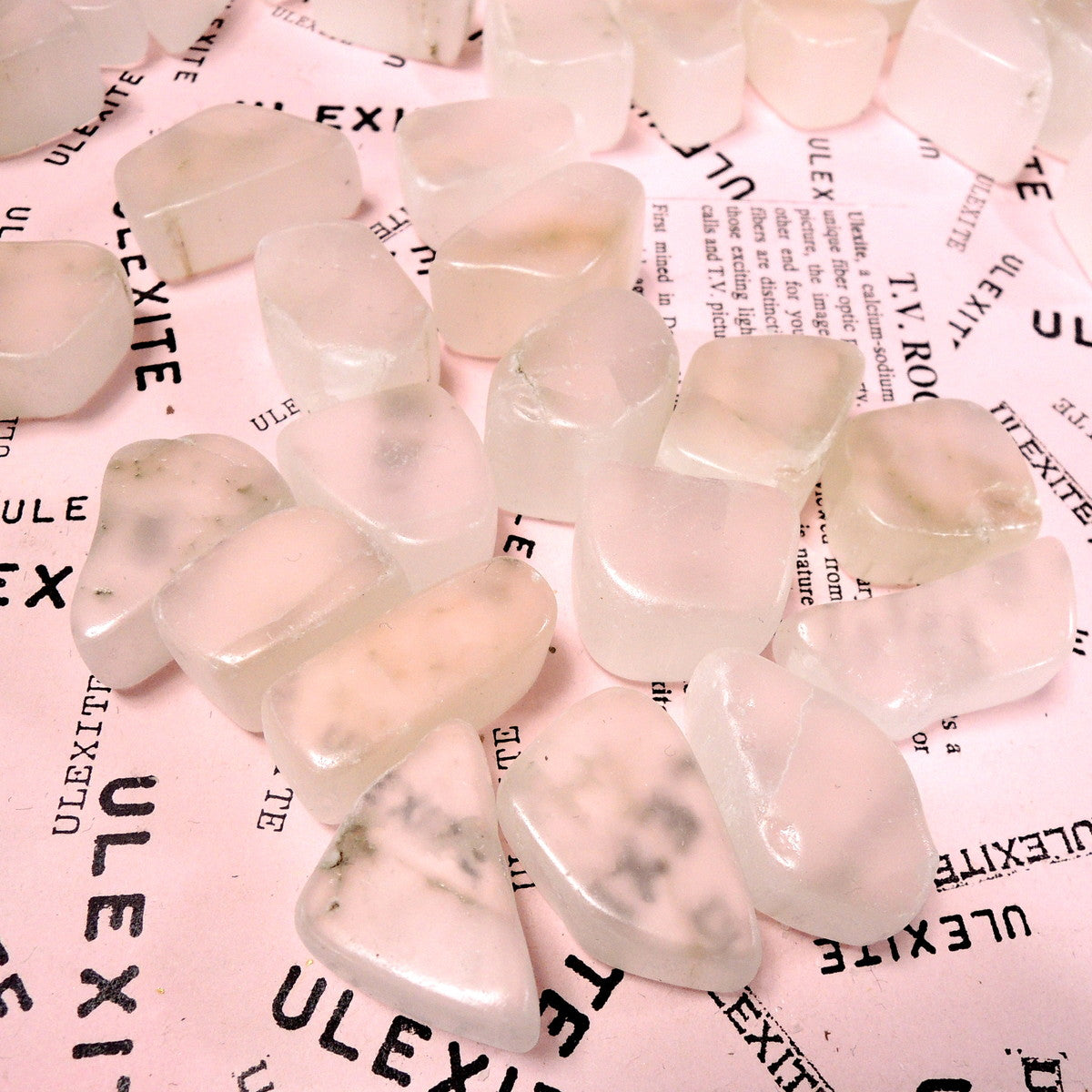 ウレキサイト テレビ石 天然テレビ石 ランダム1個 曹灰硼石 カット原石 アメリカ産