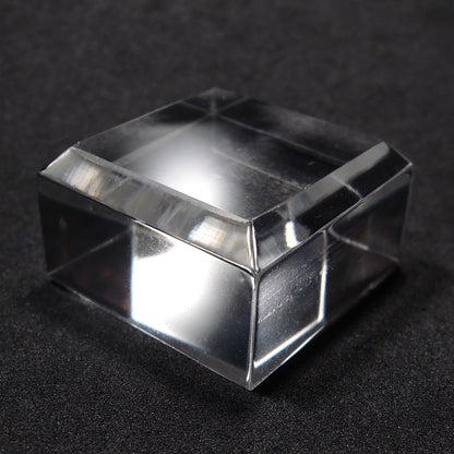 アクリルベース 約3cm 面取り スクエア アクリルブロック アクリル鉱物用台座