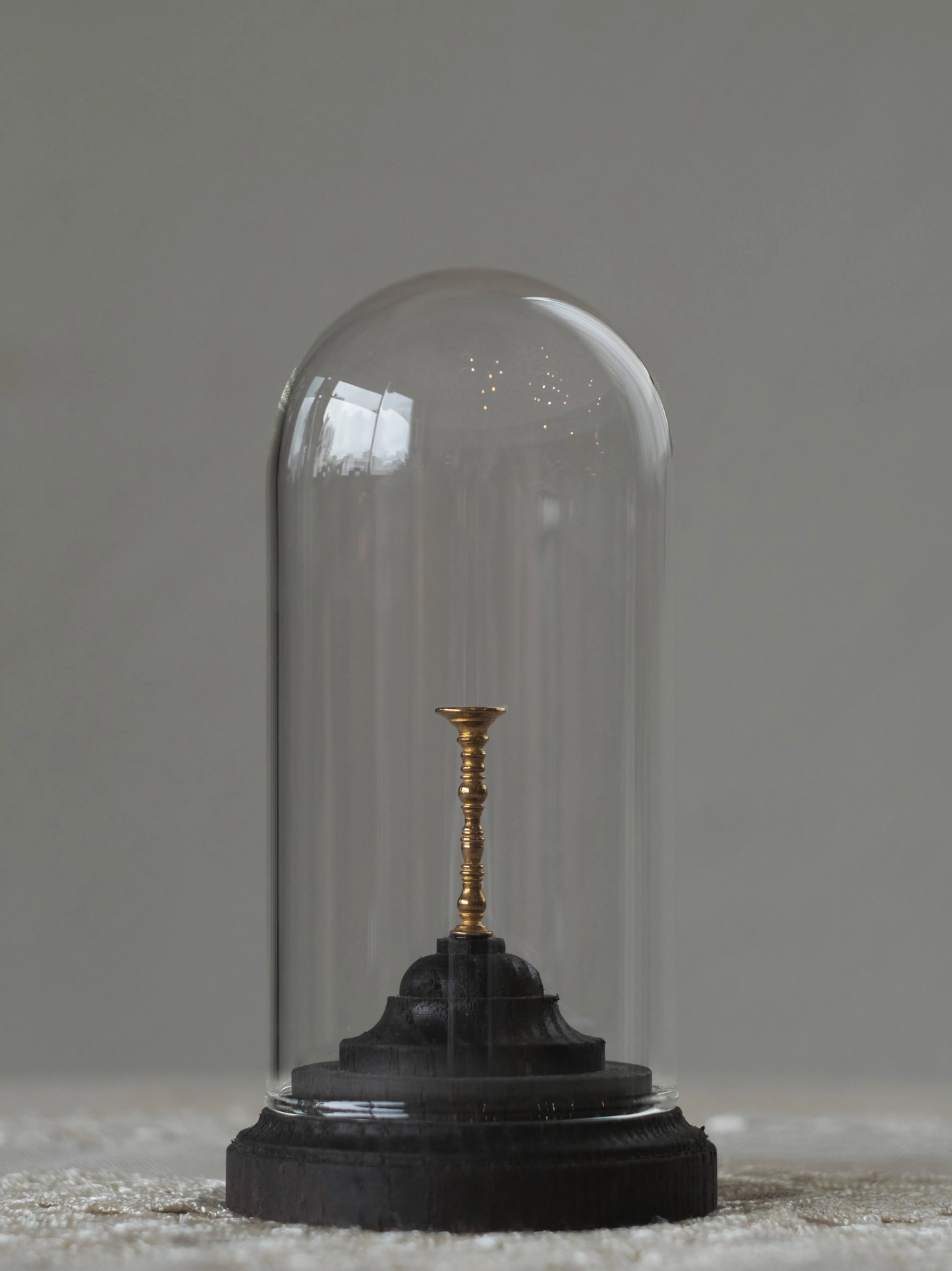 ミネラルホルダー 鉱物標本ケース ドーム型鉱物ケース 鉱物ホルダー 鉱物ケース