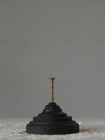 ミネラルホルダー 鉱物標本ケース ドーム型鉱物ケース 鉱物ホルダー 鉱物ケース