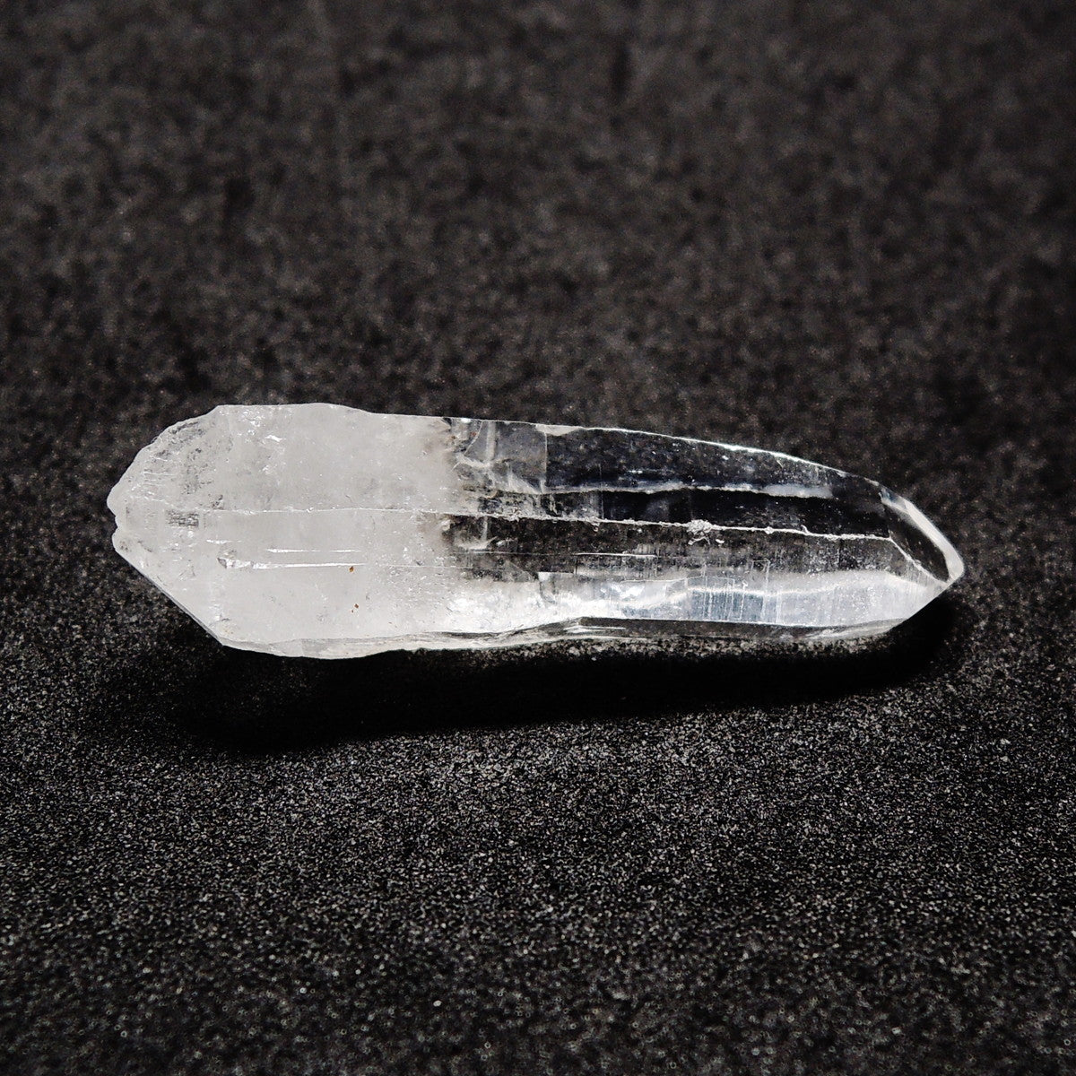 水晶 原石 クォーツ クォーツポイント パキスタン産