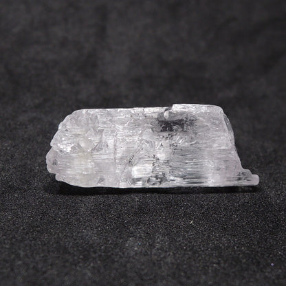 クンツァイト 原石 リチア輝石 リシア輝石 アフガニスタン産 蛍光