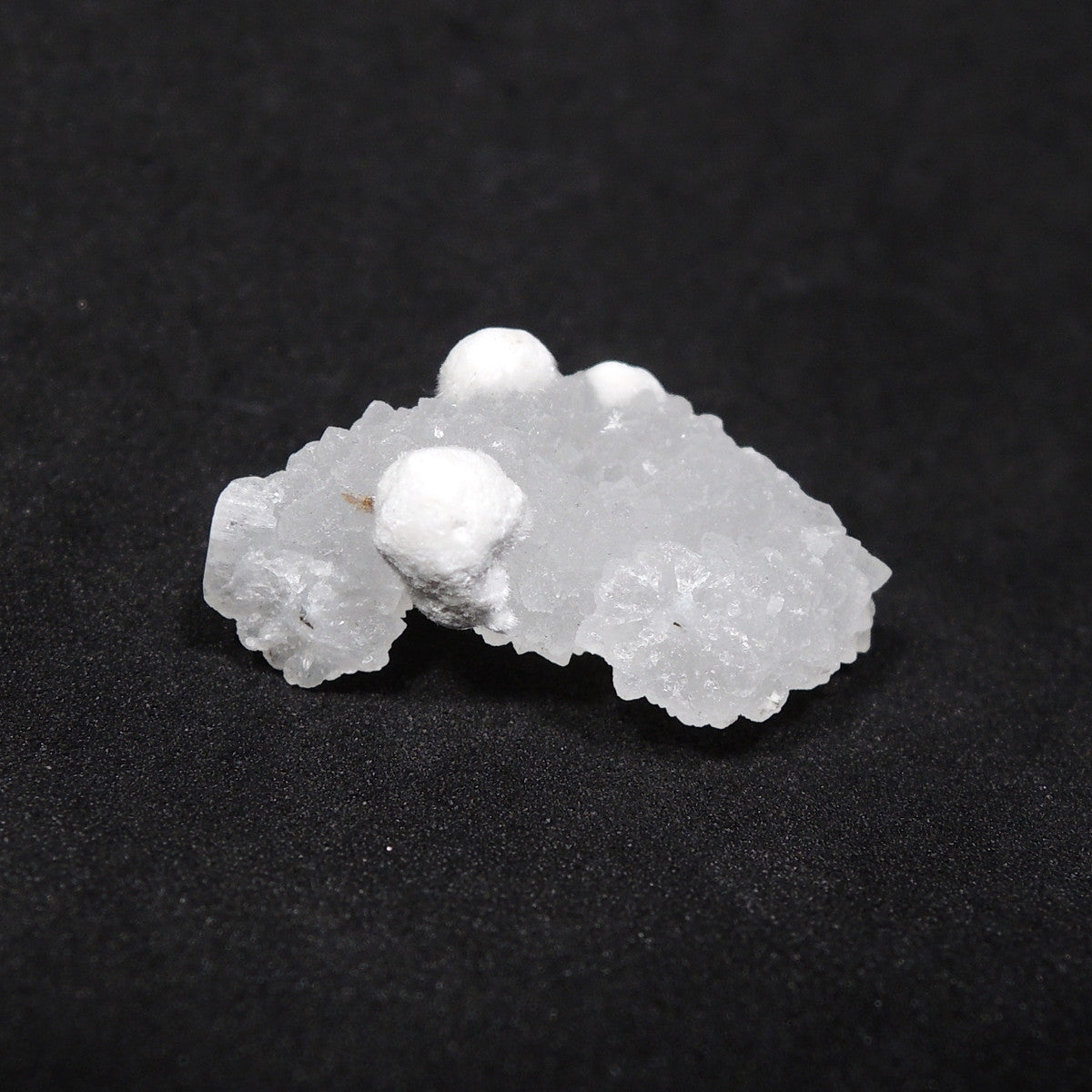 モルデナイト 原石 モルデン沸石 鉱物標本 カルセドニー 玉髄 インド産