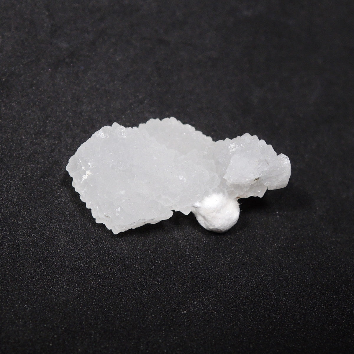 モルデナイト 原石 モルデン沸石 鉱物標本 カルセドニー 玉髄 インド産