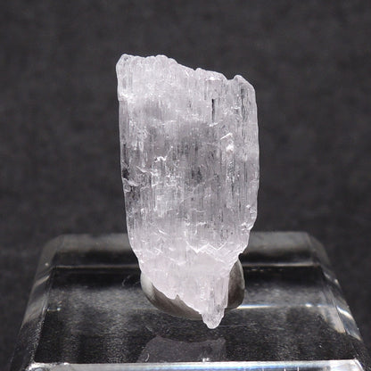 クンツァイト 原石 リチア輝石 リシア輝石 アフガニスタン産 蛍光