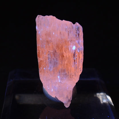 クンツァイト 原石 リチア輝石 リシア輝石 アフガニスタン産 蛍光