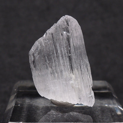 クンツァイト 原石 リチア輝石 リシア輝石 アフガニスタン産 蛍光