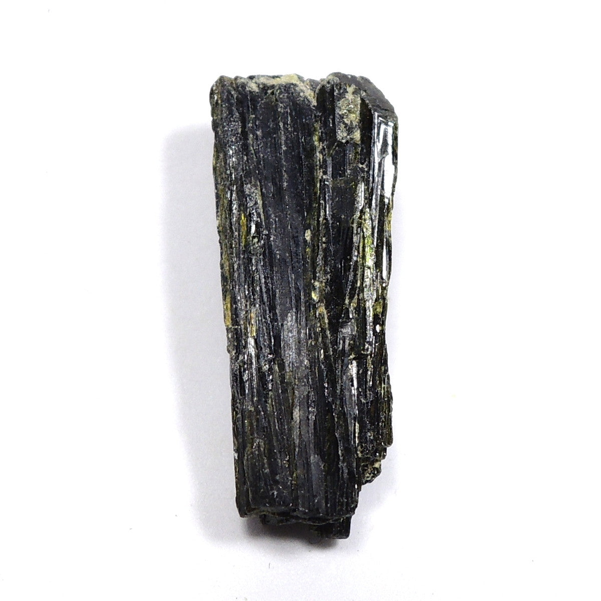 エピドート(緑簾石) – 鉱物標本 天然石 金星舎