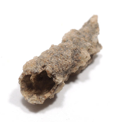 フルグライト 閃電岩 雷管石 原石 貫通穴あり サハラ砂漠産 Fulgurite