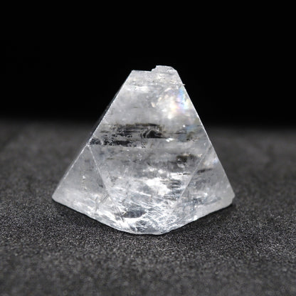 アポフィライト 原石 魚眼石 インド産 Apophyllite
