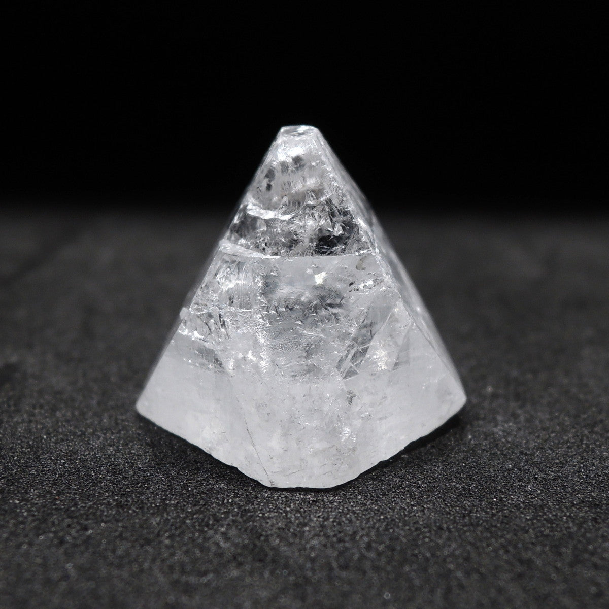 アポフィライト 原石 魚眼石 インド産 Apophyllite