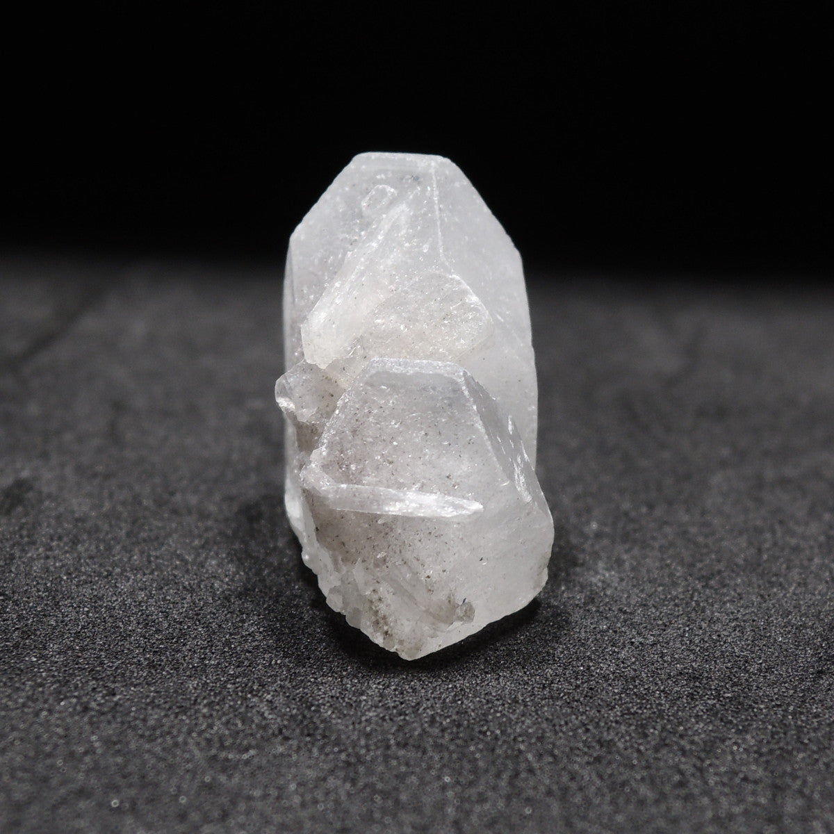 アポフィライト 原石 魚眼石 インド産 Apophyllite