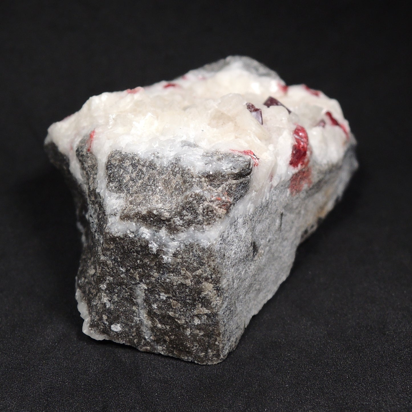辰砂 約104g シナバー 原石 中国産 Cinnabar