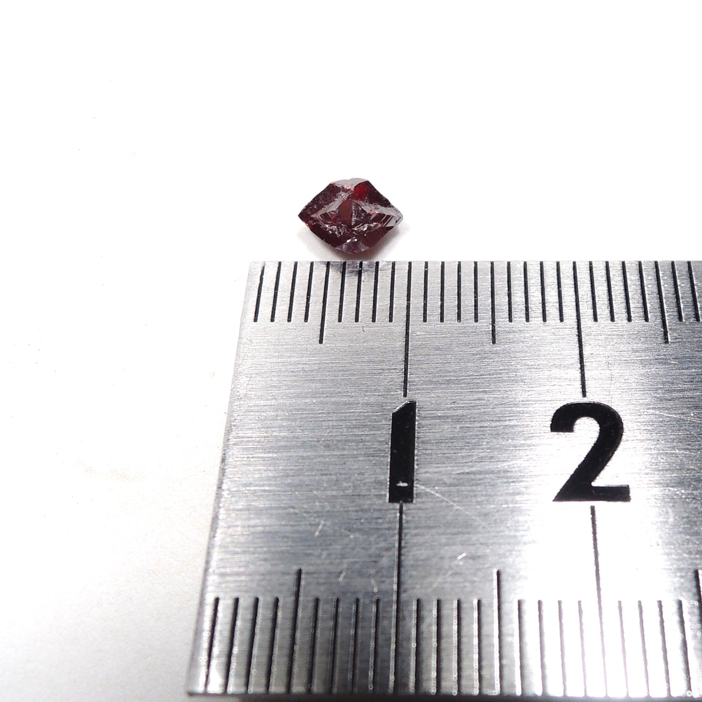 辰砂 ウクライナ産 貫入双晶 シナバー 原石 Cinnabar