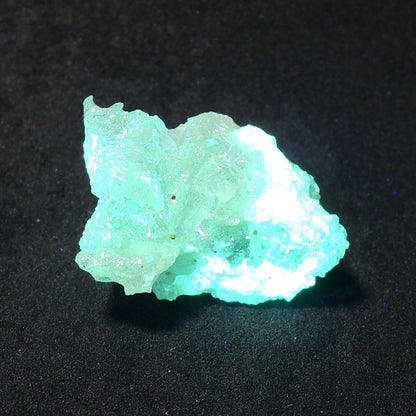 ジンカイト 原石 半人工鉱物 ポーランド産 Zincite