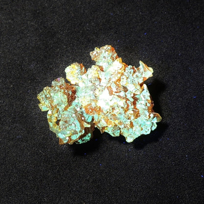 ジンカイト 原石 半人工鉱物 ポーランド産 Zincite