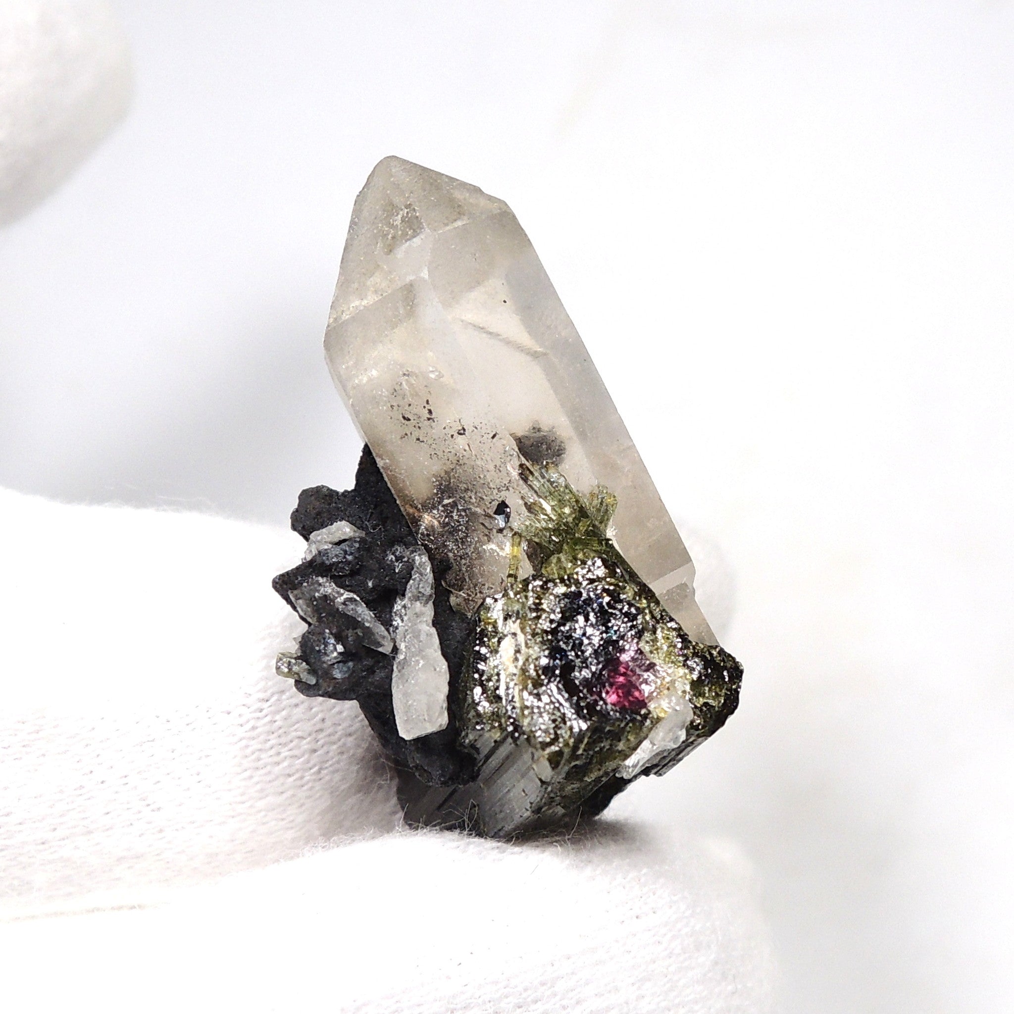 グリーントルマリン　トルマリン　クォーツ　水晶　原石　天然石　電気石　緑　高品質 グリーントルマリン 原石 水晶共生 クォーツ共生 電気石 ブラジル産