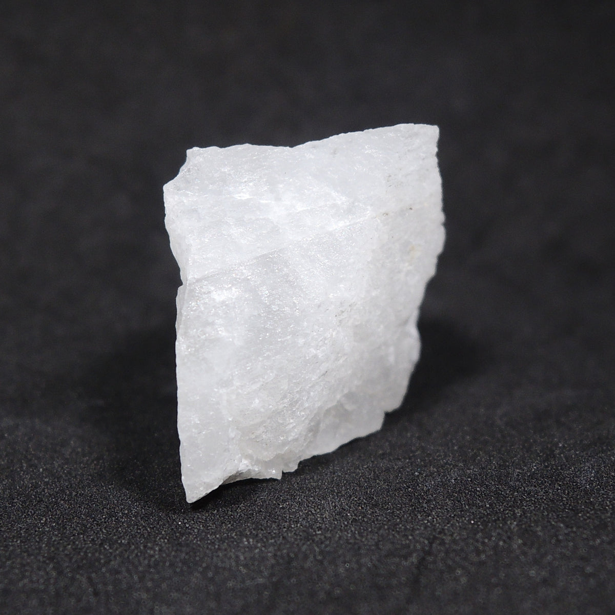 氷晶石 クリオライト 原石 グリーンランド産 Cryolite